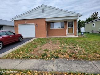 43 Rodhos St, Toms River, NJ 08757