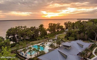 239 Meadow Creek Dr, Jacksonville, FL 32259