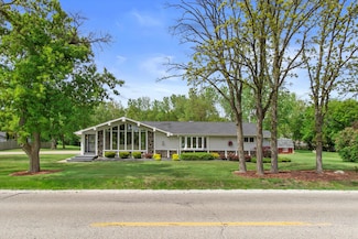 2830 104th St, Pleasant Prairie, WI 53158