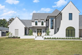 4425 Woodside Dr, Baton Rouge, LA 70808