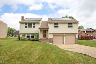 525 Valley Dr, Medina, OH 44256