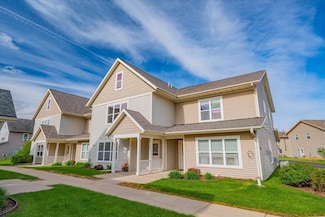 252 S Musket Ridge Dr Unit 2, Sun Prairie, WI 53590