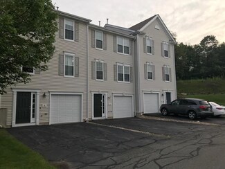 16 Tulip Cir Unit 16, South Grafton, MA 01560