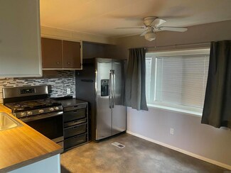 351 E Bradley Ave Unit SPC 121, El Cajon, CA 92021