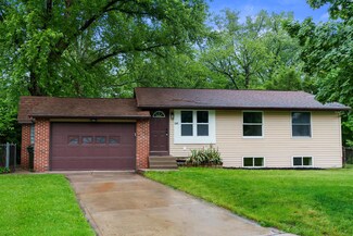 3305 Robin Hill Ct E, Columbus, OH 43223
