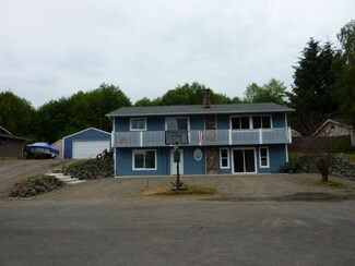 12 Kellogg Rd E, Clallam Bay, WA 98326