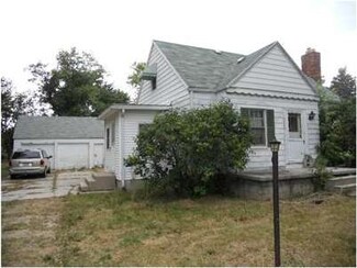 22185 W Curtice E and W Rd, Curtice, OH 43412