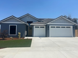 928 Hidden Ridge, Tulare, CA 93274