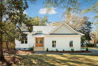 2059 Middleburg Ln, Mount Pleasant, SC 29464