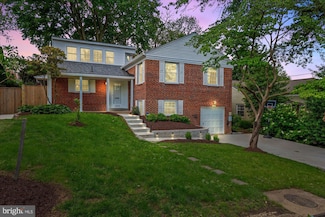 4422 Springdale St NW, Washington, DC 20016