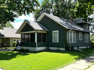 1525 Humboldt St, Manhattan, KS 66502