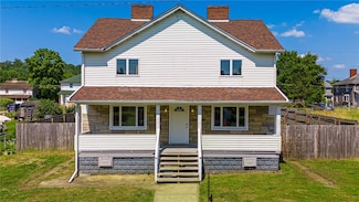 120 E 1st St, Grindstone, PA 15442