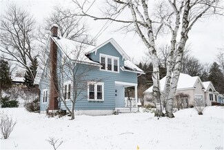 878 Franklin St, Skaneateles, NY 13152