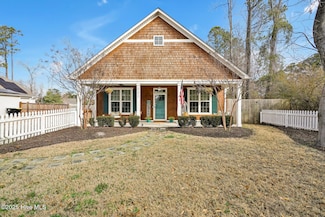 227 Fairfield Dr, Wilmington, NC 28401
