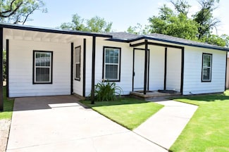 1122 E 20th St, San Angelo, TX 76903
