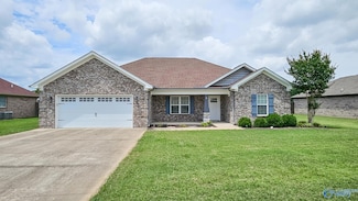28243 Ferguson Ln, Toney, AL 35773