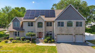 10 Kimberly St, Albany, NY 12205