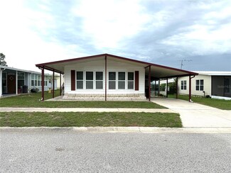 3910 Sarah Dr, Zephyrhills, FL 33543