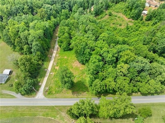 2595 Slate Rd, King, NC 27021
