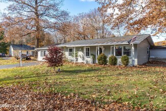 18 Frederick Ln, Ballston Spa, NY 12020