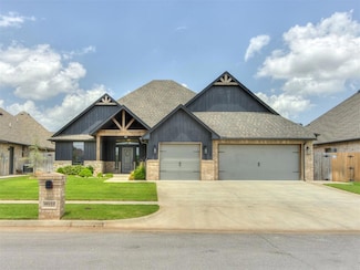 11935 SW 49th St, Mustang, OK 73064