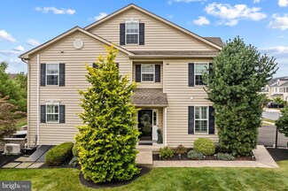165 Providence Ln, Lansdale, PA 19446