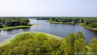 13729 Johnson St, Grand Haven, MI 49417