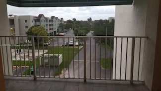 8240 SW 210th St Unit 313, Cutler Bay, FL 33189