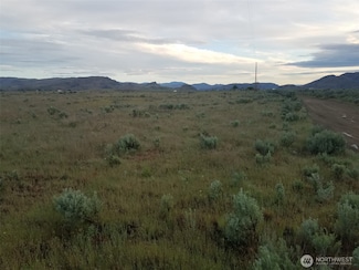 55 Sand Dust Rd, Omak, WA 98841