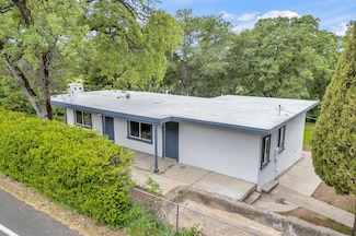 11405 Joeger Rd, Auburn, CA 95602