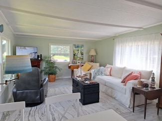 1412 Park St Unit 13, Burlington, WI 53105