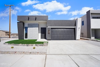 15392 Imagine Dr, El Paso, TX 79938