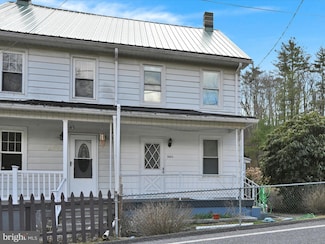 500 Forest Ln, Pottsville, PA 17901