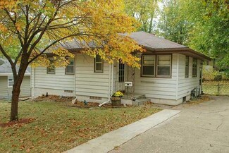 3420 SW 7th St, Des Moines, IA 50315