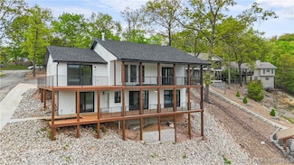 4452 Hamrock Ln, Osage Beach, MO 65065