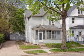 957 20th Ave NE, Minneapolis, MN 55418