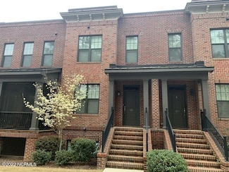 25 Brownstone Ln, Southern Pines, NC 28387