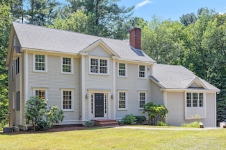 225 Prospect St, Hingham, MA 02043