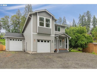 527 E 2nd St, Rainier, OR 97048