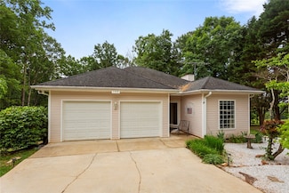 155 Heritage Dr, Walhalla, SC 29691