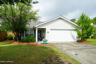 408 Sundial Ct, Wilmington, NC 28405