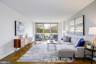 2939 Van Ness St NW Unit 606, Washington, DC 20008