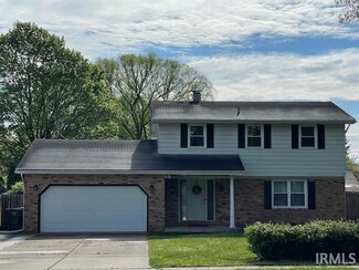 734 N Twyckenham Dr, South Bend, IN 46617