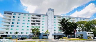 919 Hillcrest Dr Unit 704, Hollywood, FL 33021