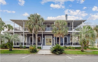 604 Ash St, Fernandina Beach, FL 32034