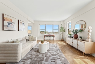 10 Plaza St E Unit 15A, Brooklyn, NY 11238