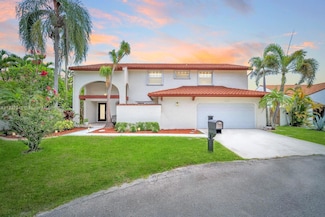 2880 Albatross Dr, Hollywood, FL 33026