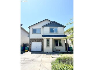 12428 SE Center St, Portland, OR 97236
