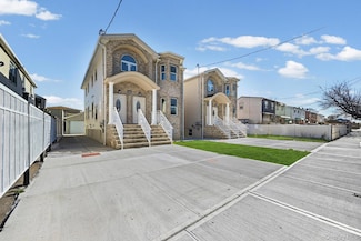 115-21 143rd St, Jamaica, NY 11436