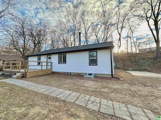 1505 Glendale Blvd, Sioux City, IA 51105